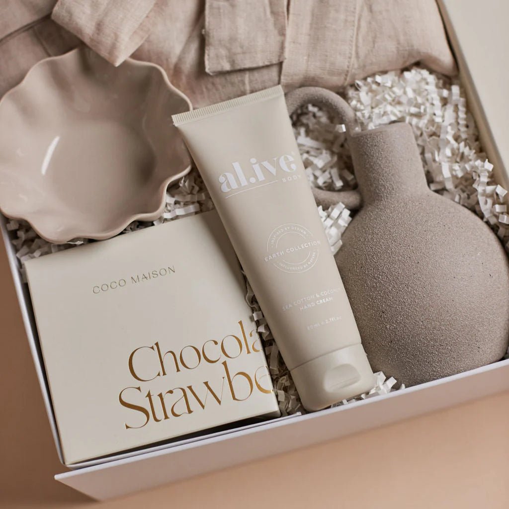 Relax & Unwind PARCELLE - We Wander